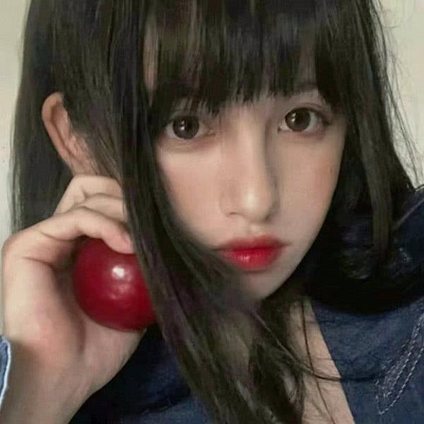 玖游一个梦：经常“被人暗恋”的3种女生，自以为“长得丑”，其实男生超心动