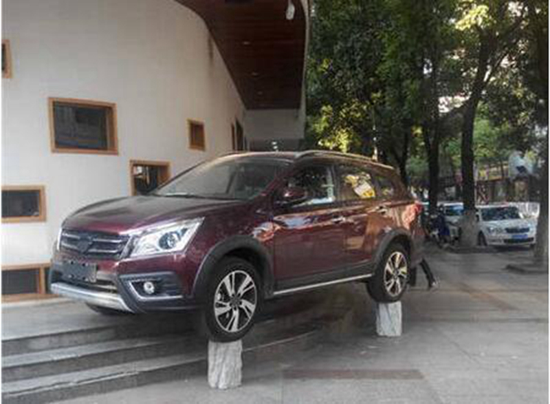 #汽车之家#民间高手奇葩停车技术，让你佩服的五体投地