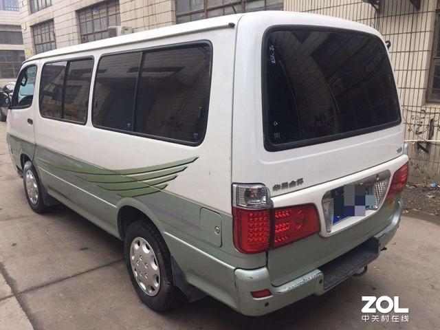 [ZAKER网]老司机都知道，路上行驶不要跟的六种车