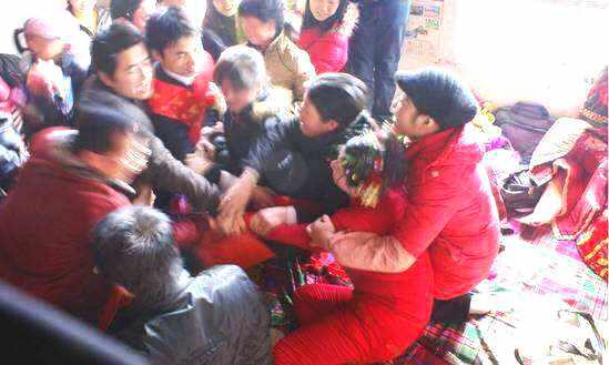 「余生可期」新婚当天，闺蜜遭“婚闹”，新娘执意回娘家：这婚我不结了