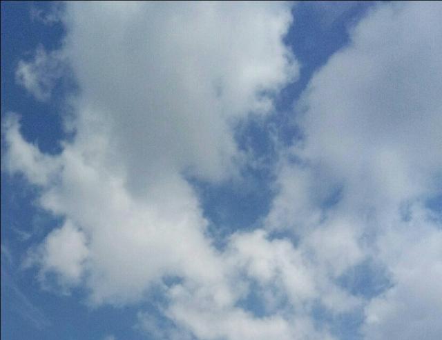 「早安晚安星语」想你，不再打扰你，只要你平安康健就好！