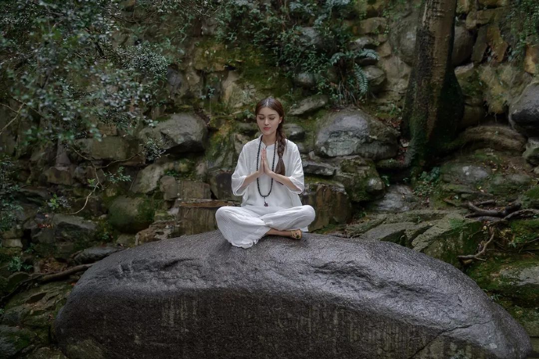 「美文分享」干干净净做人，踏踏实实做事