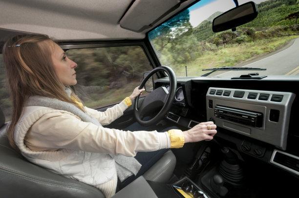 【山东高速交警城阳大队】为什么你还不知道高速的危险？3个例子告诉你怎么做