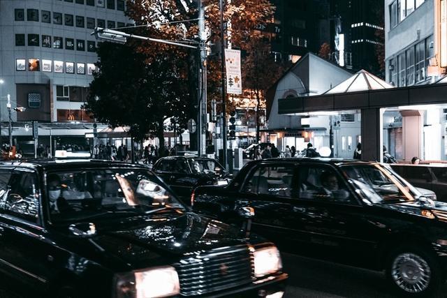在东京做土豪的方式，就是搭出租车
