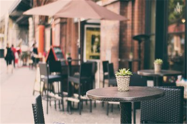 「励志加油站」不负相遇，不念遗憾，做一个干净洒脱的人