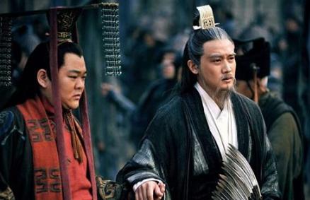 刘备临终托孤为什么选了两个托孤重臣？是不相信诸葛亮吗？
