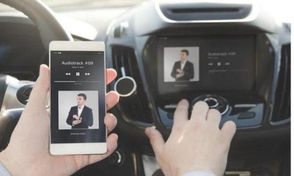 #丫丫谈汽车#不要闲置汽车点烟器！真正作用意想不到之大，实用方便用起来