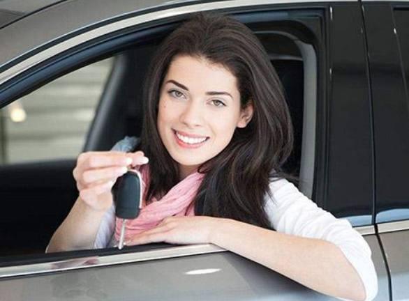 文艺汽车达人■原来全款买车和贷款差别这么大，如果不是店员说漏嘴，还真不知道