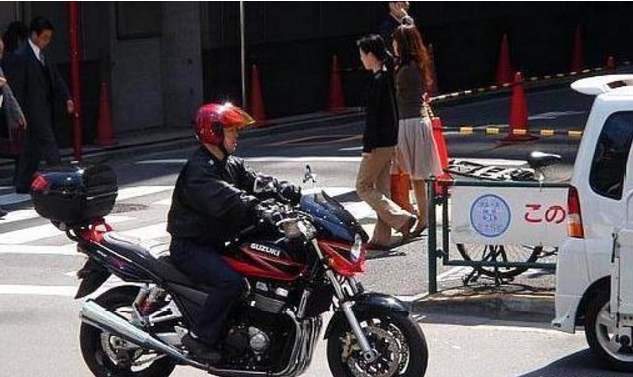 [历史深度解密]为什么感觉美国和日本很少有人骑电瓶车呢？是因为穷吗？