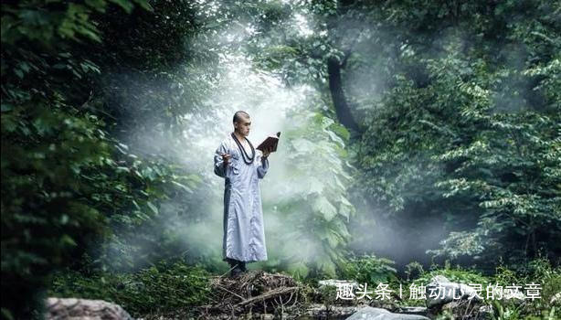 [触动心灵的文章]佛说：人生既为过客，又何须执着