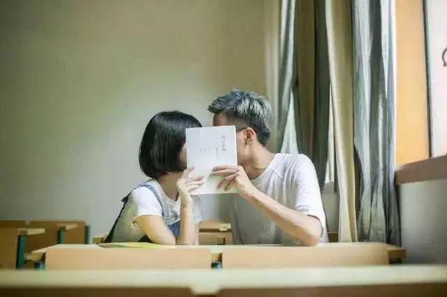 假如乌托邦：心理学家：男人真心喜欢一个女人的四大表现，有人对你这样吗？