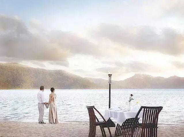 假如乌托邦：心理学家：男人真心喜欢一个女人的四大表现，有人对你这样吗？