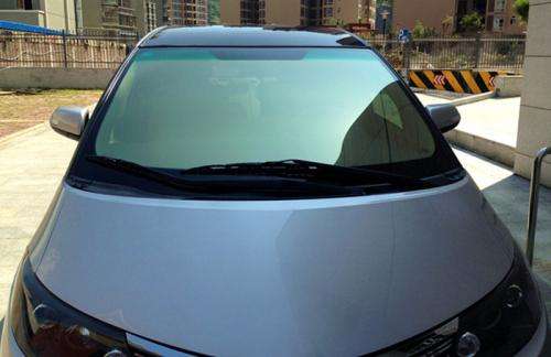 #中玻网#汽车玻璃贴膜有几种类别 挡风玻璃贴膜有什么作用