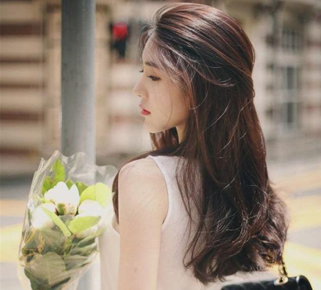 【幸福的拉拉】感情中，男人对你是否付出了真心，就看这4句话是否说到做到