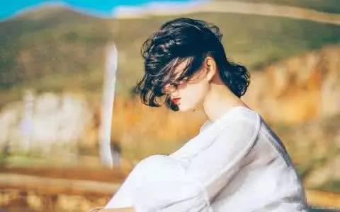 【幸福的拉拉】感情中，男人对你是否付出了真心，就看这4句话是否说到做到