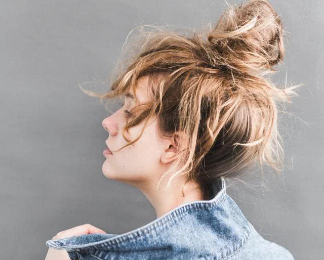 西厢有情■相亲吃饭花费两千，男子提出AA被嘲讽：两千不多，但我不想请你