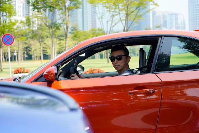 ZAKER网■车在进化，我们对于“驾驶乐趣”的判断标准是否也需要与时俱进呢？