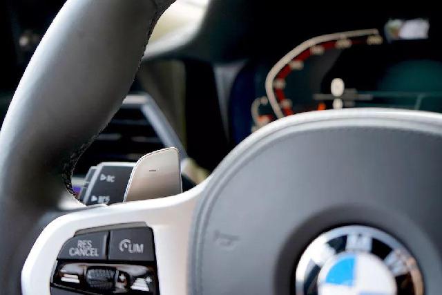 ZAKER网■车在进化，我们对于“驾驶乐趣”的判断标准是否也需要与时俱进呢？