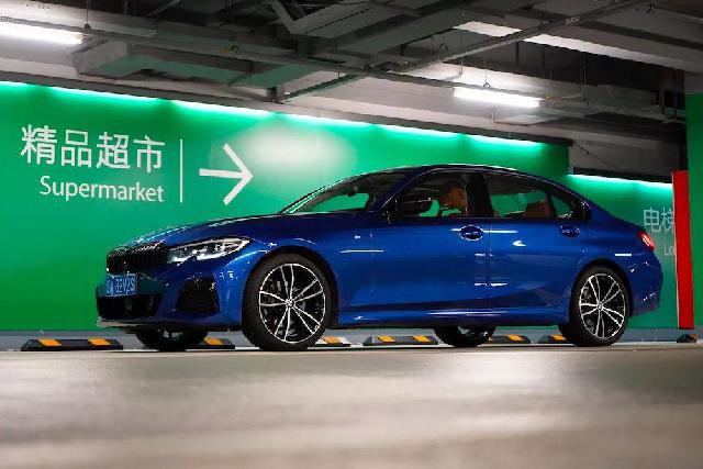 ZAKER网■车在进化，我们对于“驾驶乐趣”的判断标准是否也需要与时俱进呢？