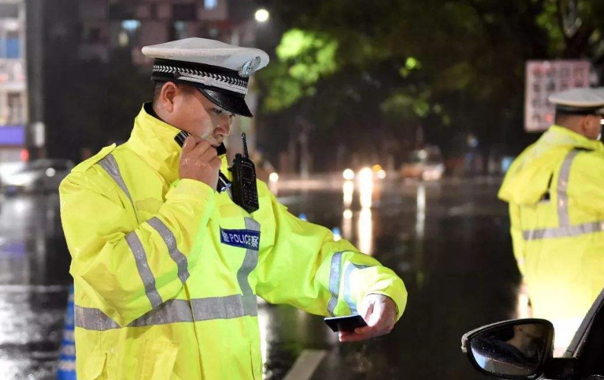 【SUV有情报】在我国多大年纪不能开车上路？老司机都猜错：不是70也不是80