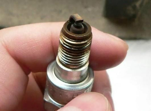 #车家号#摩托车课堂：久放的摩托车无法启动，除了蓄电池，还要检查这几项