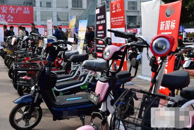 汽车维修人■电动车再迎新规，这类车必须上牌，抓到直接拘留15天