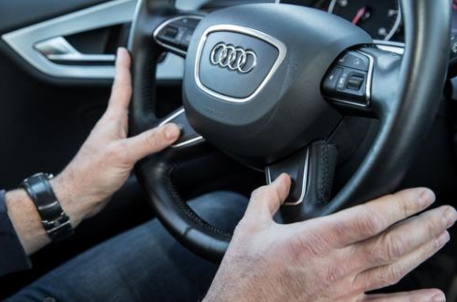 「娱乐爱在线」科二倒车入库最愁人？5步图解看一遍就会，考试想挂科都难！