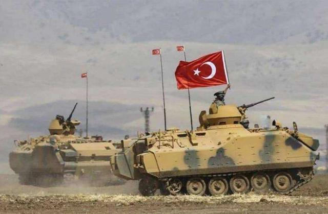 俄罗斯从天而降，土耳其大军进退不能，库尔德高呼：感谢普京支援