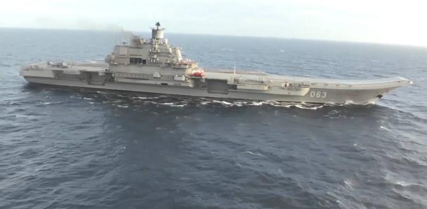 俄罗斯唯一航母已刷完红漆，又有什么大动作？国防部长给出答案