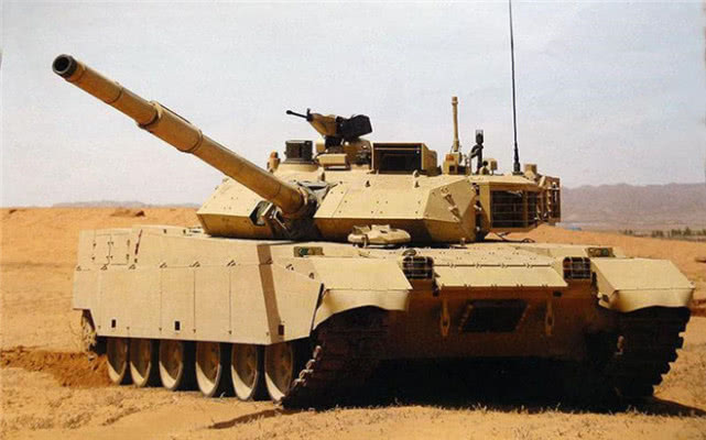 越南发现新买的T-90S打不过邻居的中国造，俄罗斯：加钱、升级