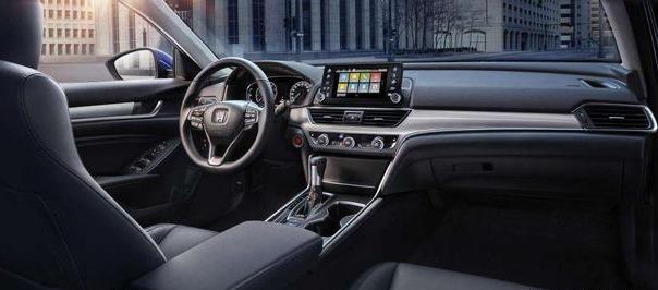 「孤独的车轮」雅阁和凯美瑞怎么选？是涡轮还是自然吸气？