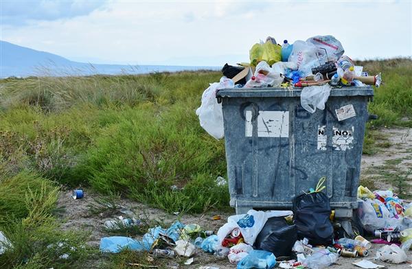 联合利华承诺 5 年内塑料使用量减半：将致力于塑料回收利用