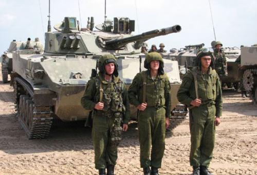 俄罗斯从幕后走出，公开警告以色列不准再袭击叙利亚