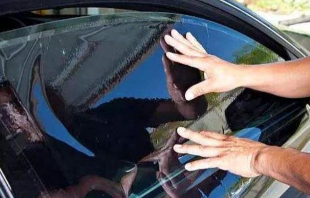 「全能车讯」汽车贴膜一般要花多少钱，老司机给你分析分析，车主：还好没被骗