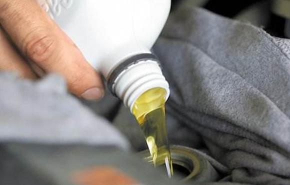 汽车鉴赏团■汽车发动机虽然耐造，但最好不要有这几个用车习惯，会重伤发动机