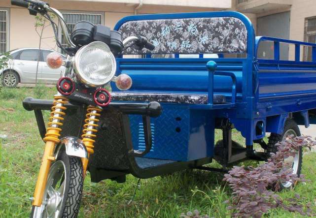 【新能源电动车知识】车主注意，拿着C级驾照不要再开这三类车，违者直接扣12分