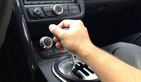 广州悦悦驾驶@要想考过科目三，必须掌握这两项