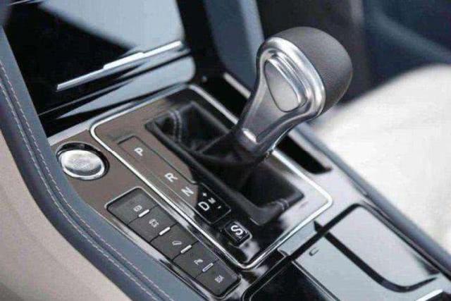 【车314】自动挡车停车要不要挂P挡？选择错误 真的有可能毁车