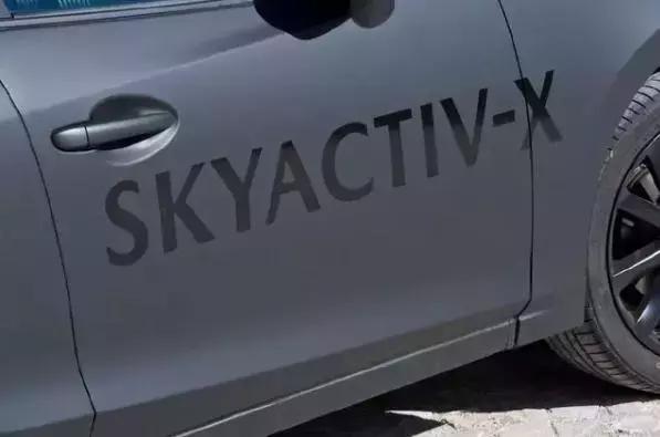 [汽车资讯]发动机用旧的，悬挂减配，这样的马自达3还能靠什么圈粉？