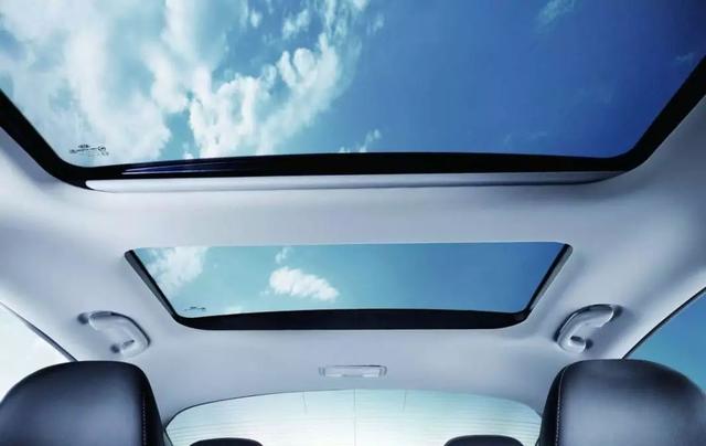 实况说车■买车一定要听老司机的建议，这4个配置太鸡肋，浪费钱还糟心