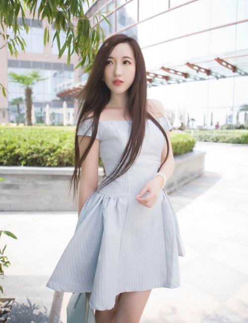 坚持到彼岸@生活里从来不缺少对手和敌人，有时候你必须做自己的英雄