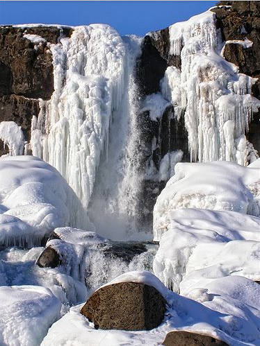 谢汶青@原创 婆婆带孩子好还是自己带好？ ？
