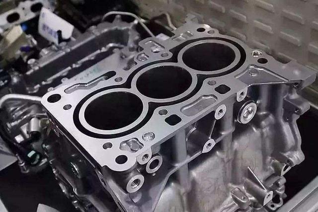 [汽车资讯]三缸发动机振动大的原因是什么？为什么越来越多的车搭载三缸机？