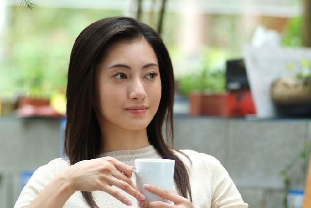 「小刘子谈情感」离婚后的女人，一个人生活后，还需要男人吗