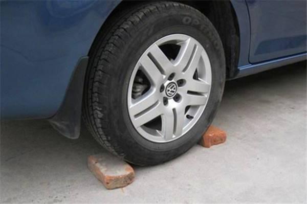 汽车资讯录■小小的手刹学问大，你了解多少？