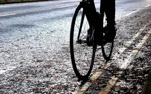 「洋哥爱骑行」骑行了这么久，却连骑车技巧都没学会？