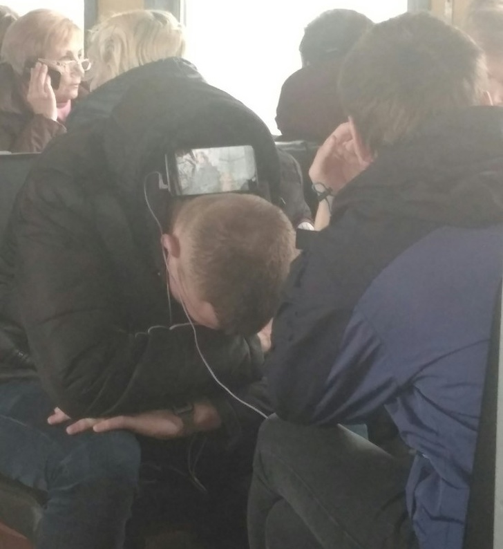 pigskin■9个具有“超强适应能力的人，”逗乐了我们的生活