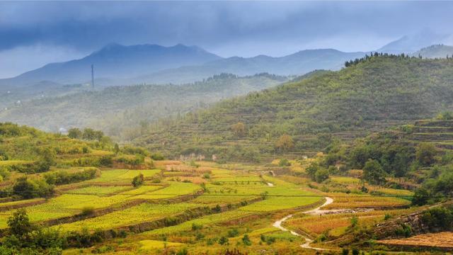 心理观察家■做事先做人，厚德方能载物！德不配位，必有祸殃
