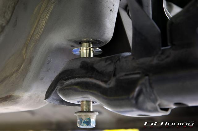 蛋蛋懂车@什么是底盘杯士？剖析那些万恶的金属衬套