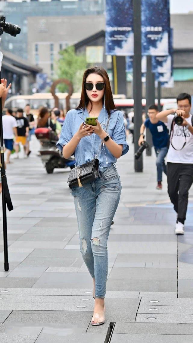 #男得糊涂了#趁着孤单一人的时间，使自己变得更优秀，给遇到的人一个惊喜！